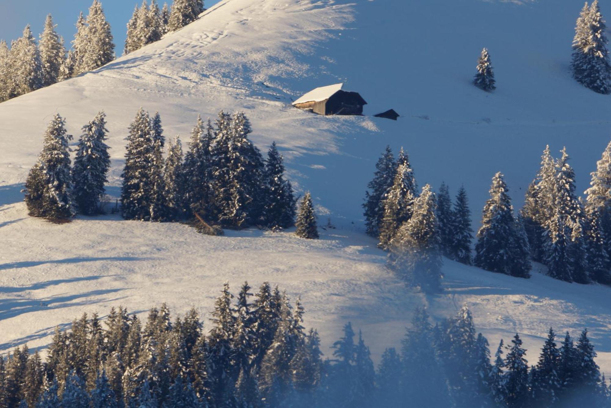 Posthotel Rössli Gstaad Kültér fotó