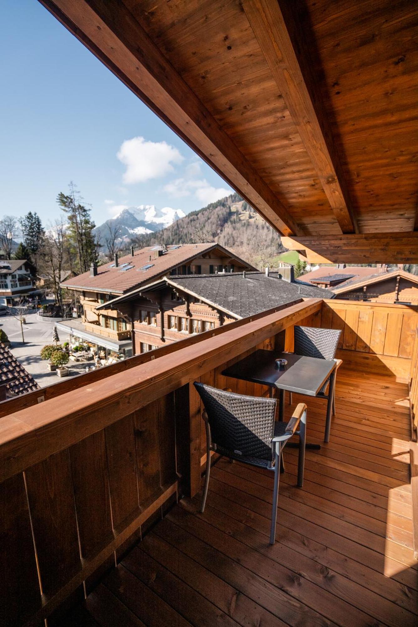 Posthotel Rössli Gstaad Kültér fotó