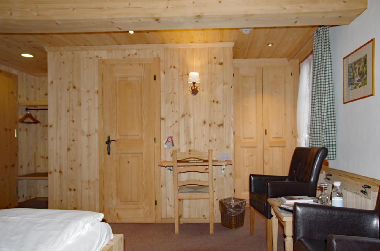 Posthotel Rössli Gstaad Kültér fotó