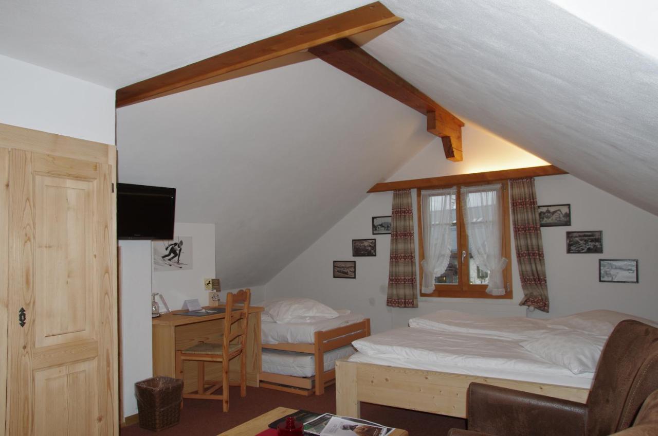 Posthotel Rössli Gstaad Kültér fotó